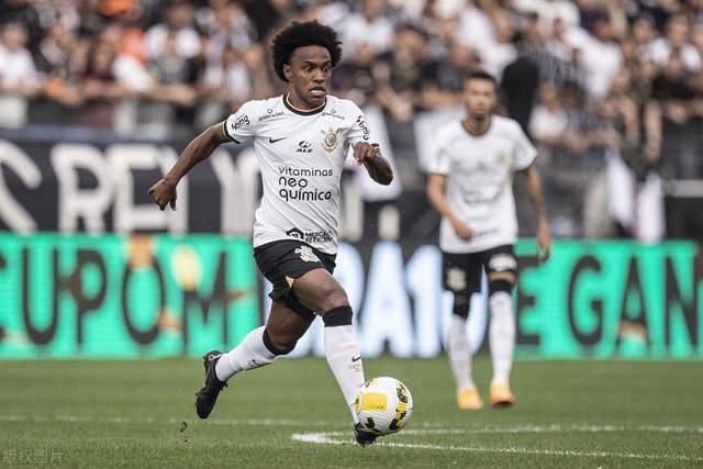 徐杰28分广东击败首钢 周琦10分莫兰德12+12