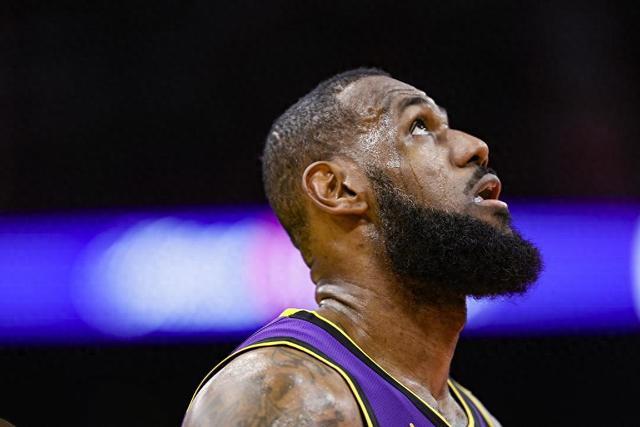 申京31+12火箭大胜步行者 76人5连败东部垫底